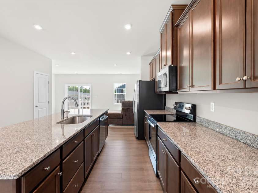 408 Moondance Drive, Gastonia, NC 28054.  MLS# CAR4241126, YatesRealty ID 25334. 