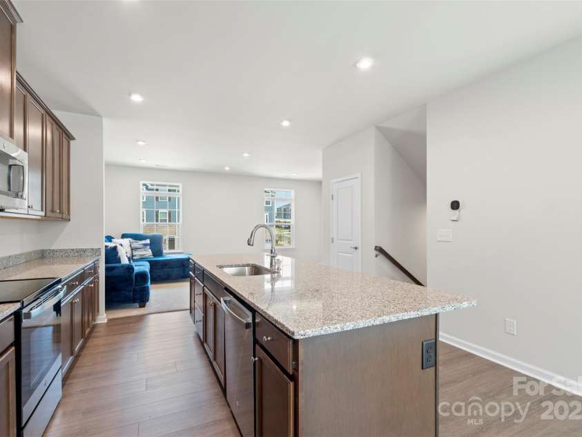 408 Moondance Drive, Gastonia, NC 28054.  MLS# CAR4241126, YatesRealty ID 25334. 