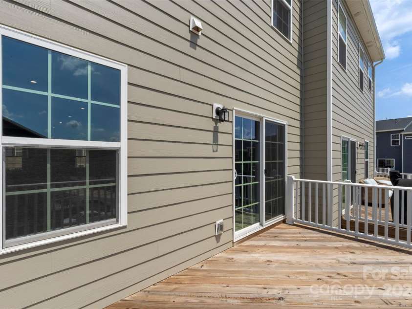 408 Moondance Drive, Gastonia, NC 28054.  MLS# CAR4241126, YatesRealty ID 25334. 