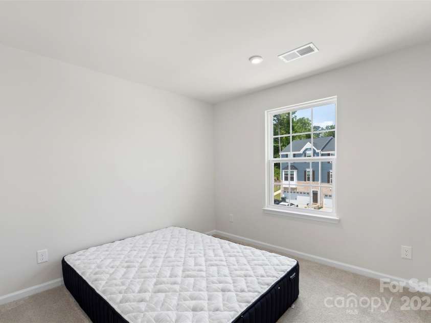 408 Moondance Drive, Gastonia, NC 28054.  MLS# CAR4241126, YatesRealty ID 25334. 