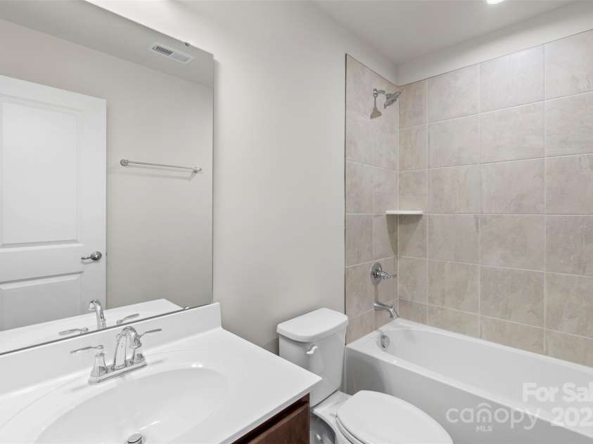 408 Moondance Drive, Gastonia, NC 28054.  MLS# CAR4241126, YatesRealty ID 25334. 