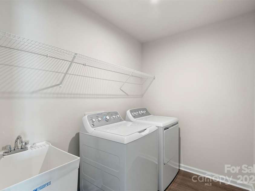 408 Moondance Drive, Gastonia, NC 28054.  MLS# CAR4241126, YatesRealty ID 25334. 