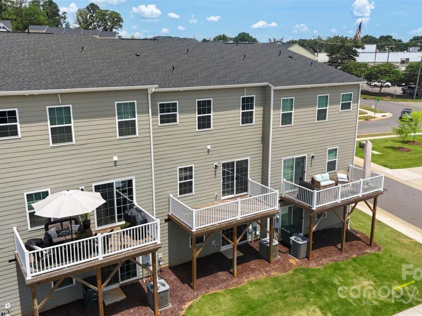 408 Moondance Drive, Gastonia, NC 28054.  MLS# CAR4241126, YatesRealty ID 25334. 