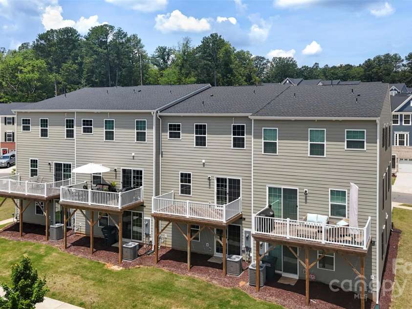 408 Moondance Drive, Gastonia, NC 28054.  MLS# CAR4241126, YatesRealty ID 25334. 