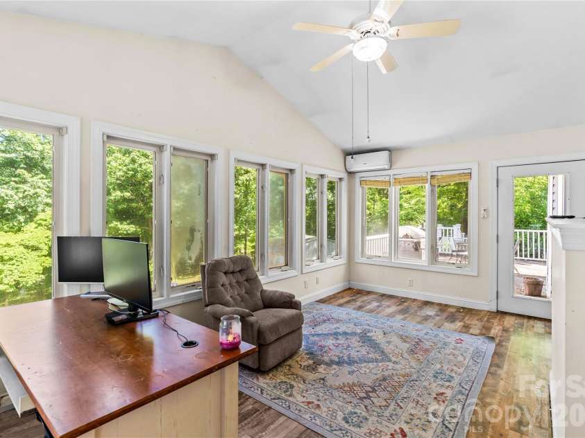 711 Spring Pointe Drive, Stony Point, NC 28678.  MLS# CAR4385300, YatesRealty ID 25335. 