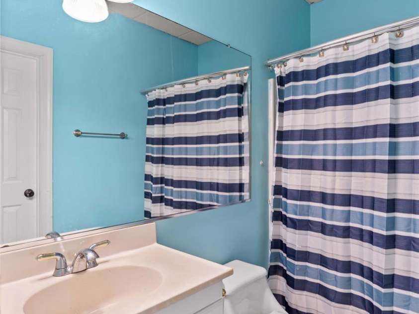 711 Spring Pointe Drive, Stony Point, NC 28678.  MLS# CAR4385300, YatesRealty ID 25335. 