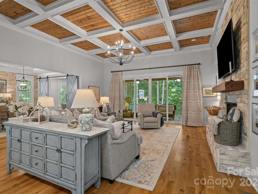 1381 Ridgewood Drive, Rock Hill, SC 29732.  MLS# CAR4278160, YatesRealty ID 25336. 