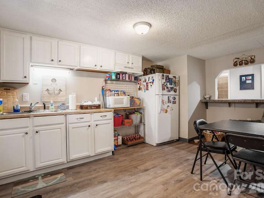 167 Main Street, Richburg, SC 29729.  MLS# CAR4344470, YatesRealty ID 25337. BASEMENT KITCHEN