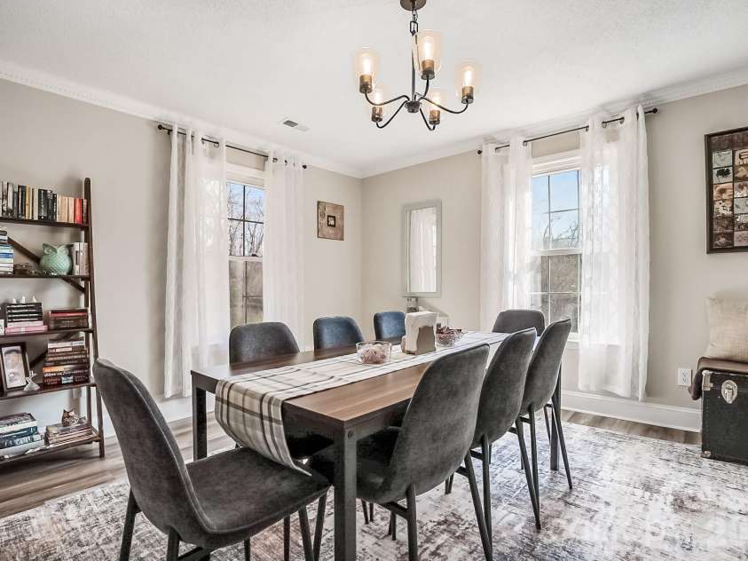 167 Main Street, Richburg, SC 29729.  MLS# CAR4344470, YatesRealty ID 25337. DINING ROOM