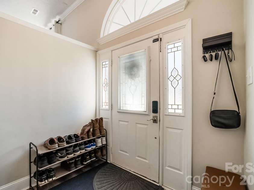 167 Main Street, Richburg, SC 29729.  MLS# CAR4344470, YatesRealty ID 25337. ENTRYWAY