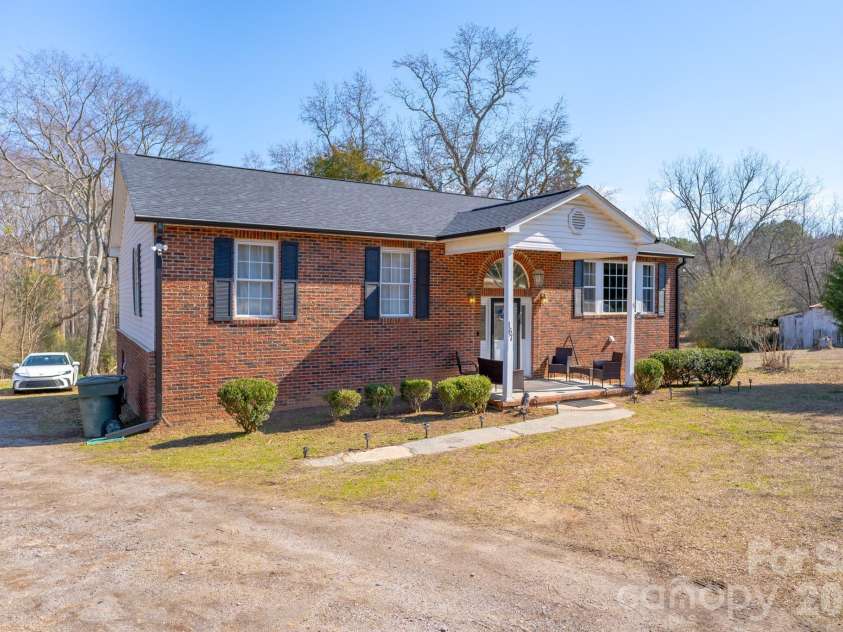 167 Main Street, Richburg, SC 29729.  MLS# CAR4344470, YatesRealty ID 25337. FRONT