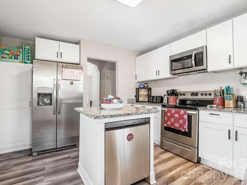 167 Main Street, Richburg, SC 29729.  MLS# CAR4344470, YatesRealty ID 25337. KITCHEN