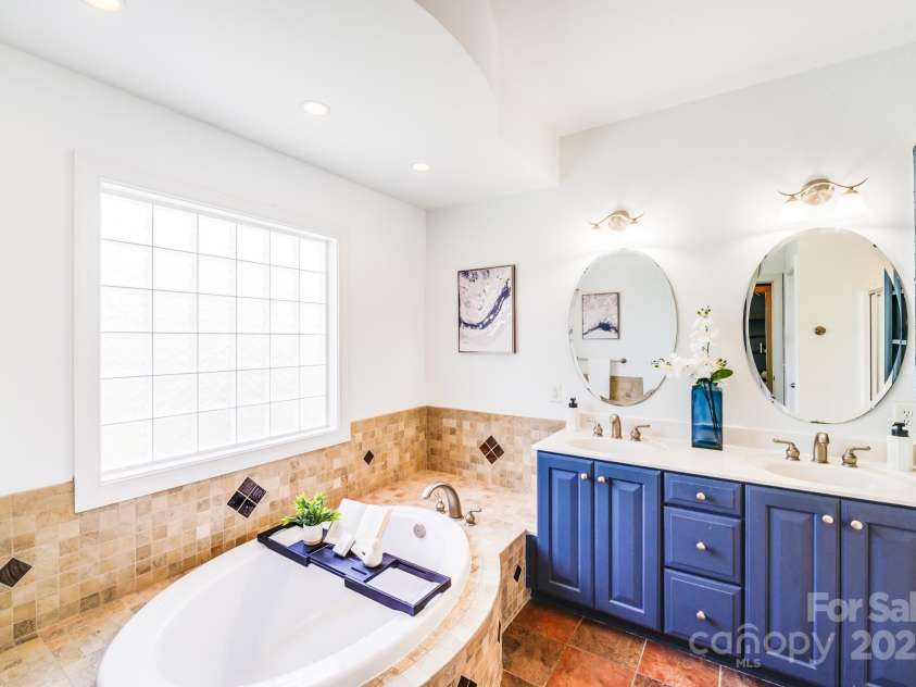 4525 Chestwood Court, Rock Hill, SC 29732.  MLS# CAR4278464, YatesRealty ID 25337. 