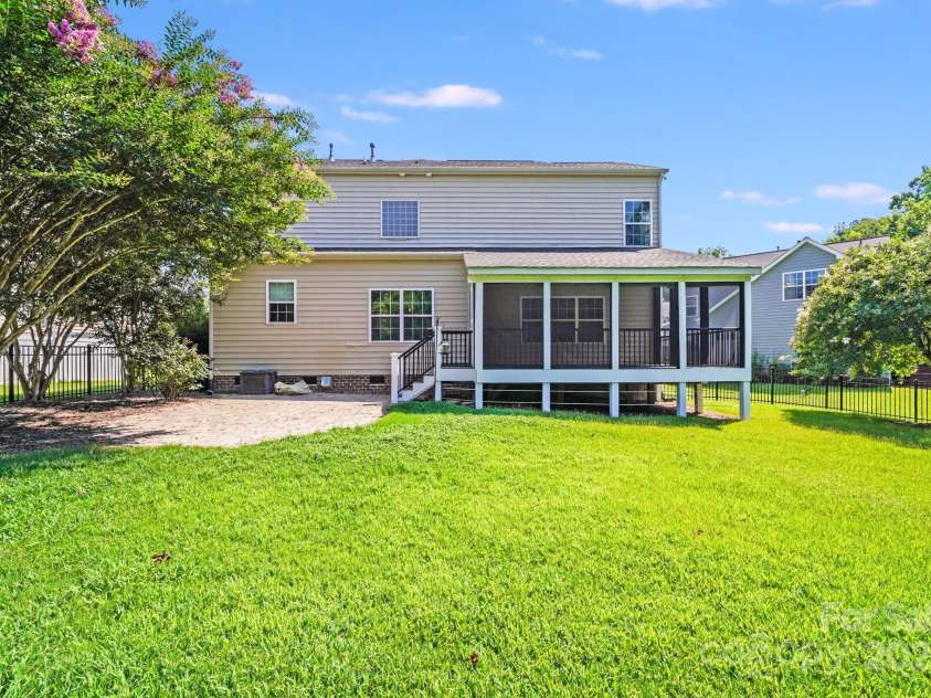 4525 Chestwood Court, Rock Hill, SC 29732.  MLS# CAR4278464, YatesRealty ID 25337. 