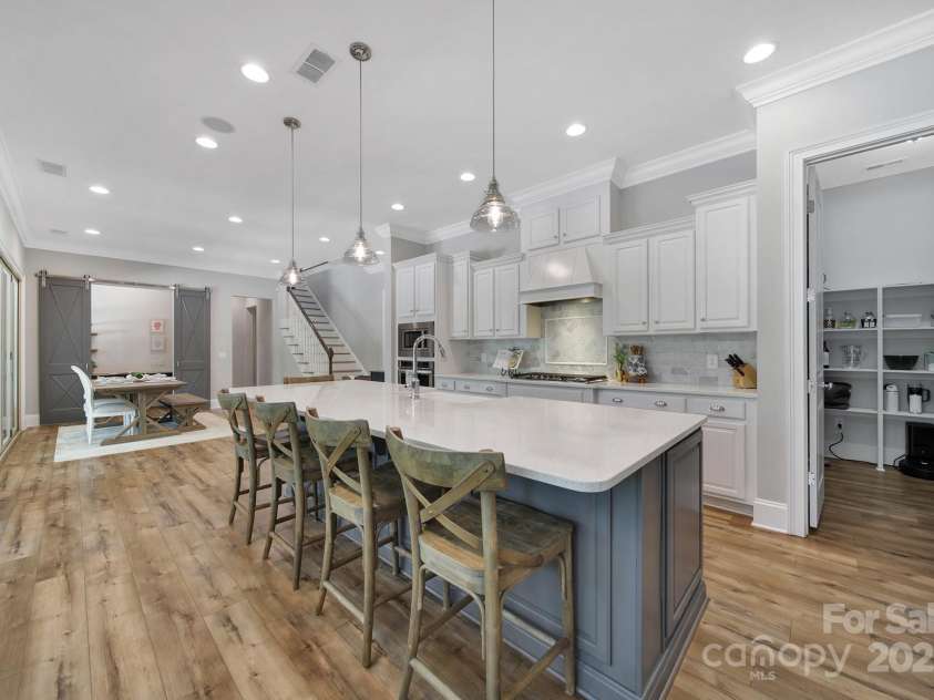 325 Newington Court, Fort Mill, SC 29715.  MLS# CAR4278377, YatesRealty ID 25338. 