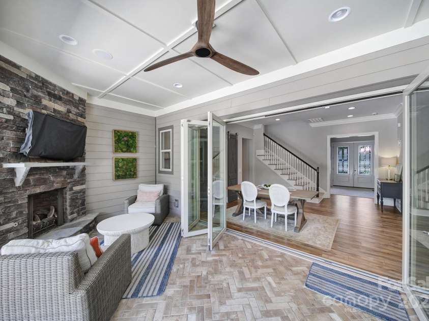 325 Newington Court, Fort Mill, SC 29715.  MLS# CAR4278377, YatesRealty ID 25338. 