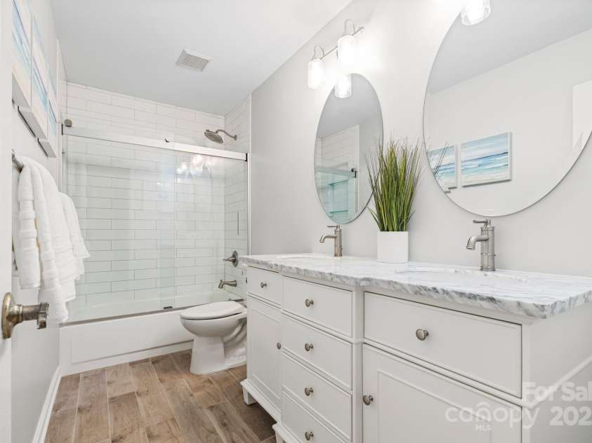 2838 Candleberry Court, Charlotte, NC 28210.  MLS# CAR4276832, YatesRealty ID 25339. 
