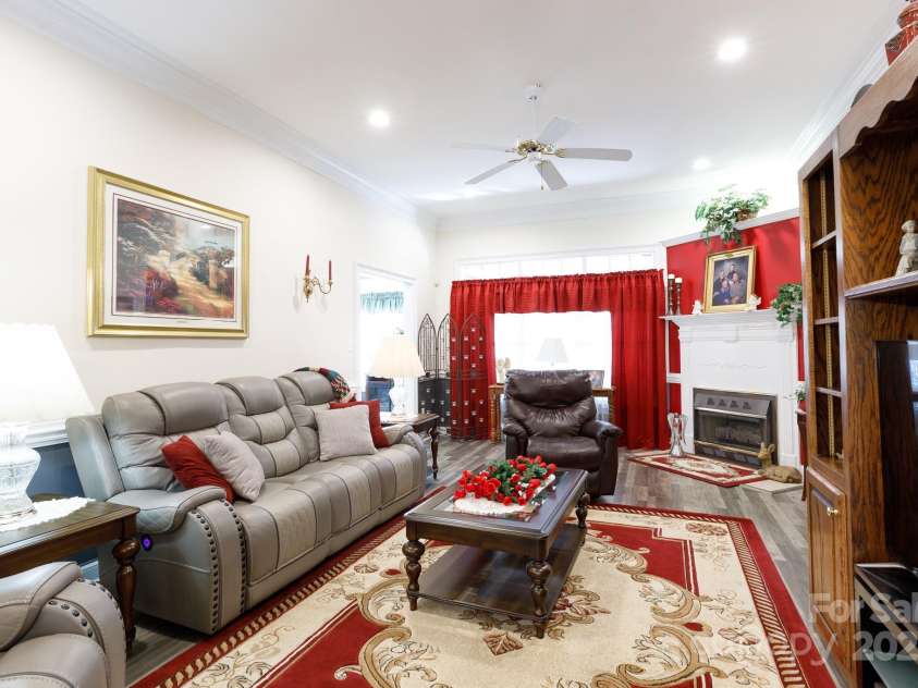 2163 Purple Martin Drive, Rock Hill, SC 29732.  MLS# CAR4323280, YatesRealty ID 2534. 