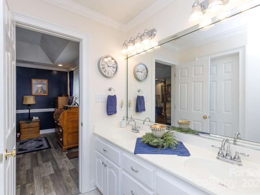 2163 Purple Martin Drive, Rock Hill, SC 29732.  MLS# CAR4323280, YatesRealty ID 2534. 