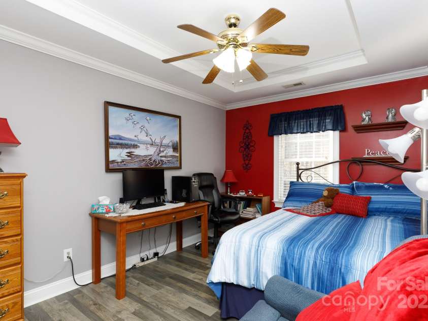 2163 Purple Martin Drive, Rock Hill, SC 29732.  MLS# CAR4323280, YatesRealty ID 2534. 