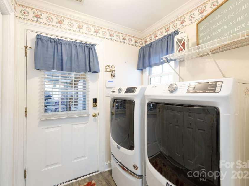 2163 Purple Martin Drive, Rock Hill, SC 29732.  MLS# CAR4323280, YatesRealty ID 2534. 