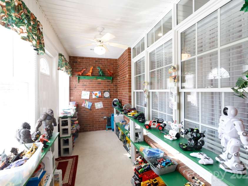 2163 Purple Martin Drive, Rock Hill, SC 29732.  MLS# CAR4323280, YatesRealty ID 2534. 