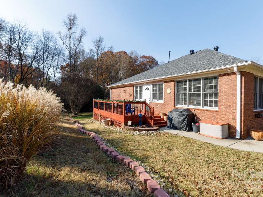 2163 Purple Martin Drive, Rock Hill, SC 29732.  MLS# CAR4323280, YatesRealty ID 2534. 