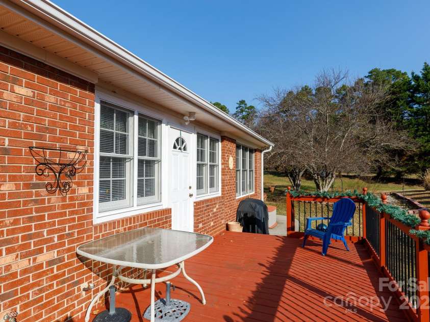 2163 Purple Martin Drive, Rock Hill, SC 29732.  MLS# CAR4323280, YatesRealty ID 2534. 