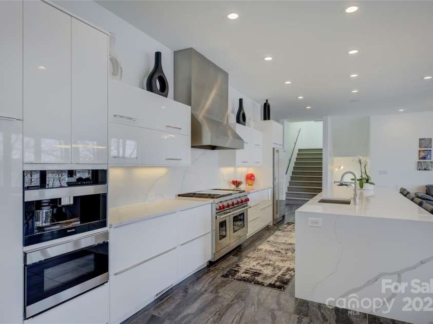 7111 Anchorage Lane, Tega Cay, SC 29708.  MLS# CAR4224144, YatesRealty ID 2534. 