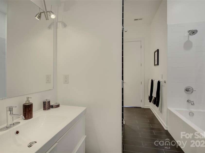 7111 Anchorage Lane, Tega Cay, SC 29708.  MLS# CAR4224144, YatesRealty ID 2534. 