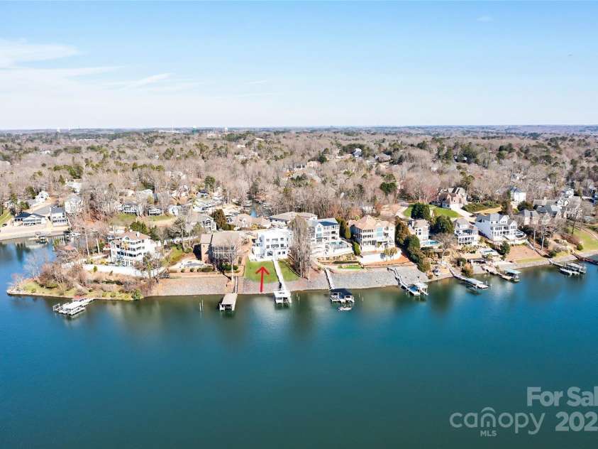 7111 Anchorage Lane, Tega Cay, SC 29708.  MLS# CAR4224144, YatesRealty ID 2534. 