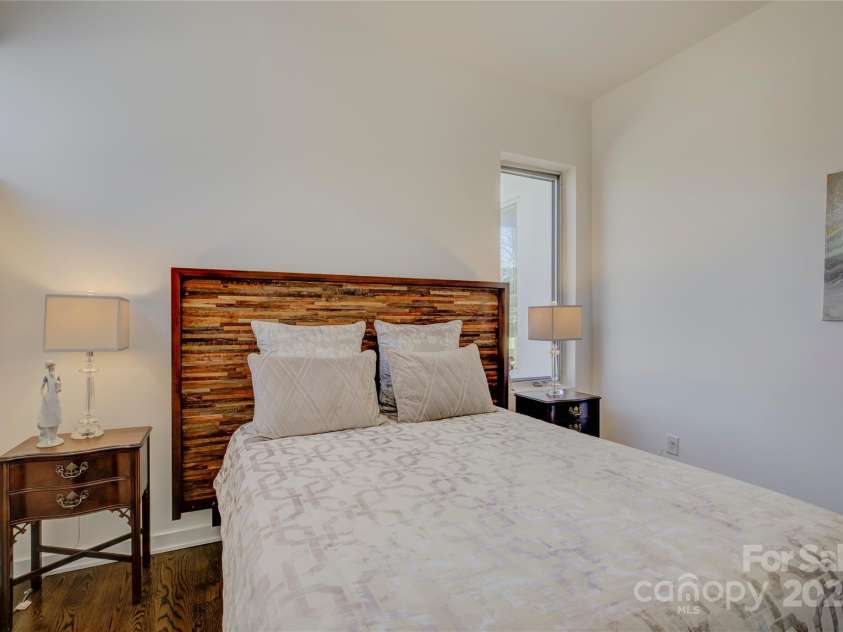 7111 Anchorage Lane, Tega Cay, SC 29708.  MLS# CAR4224144, YatesRealty ID 2534. Guest Bedroom