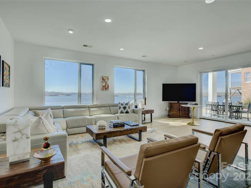 7111 Anchorage Lane, Tega Cay, SC 29708.  MLS# CAR4224144, YatesRealty ID 2534. Lower level