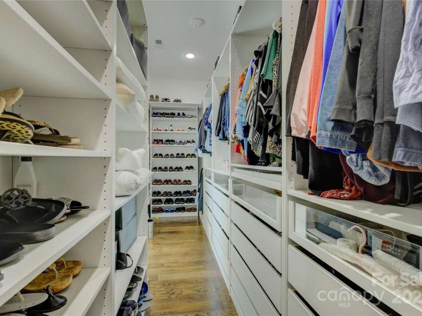 7111 Anchorage Lane, Tega Cay, SC 29708.  MLS# CAR4224144, YatesRealty ID 2534. Primary closet