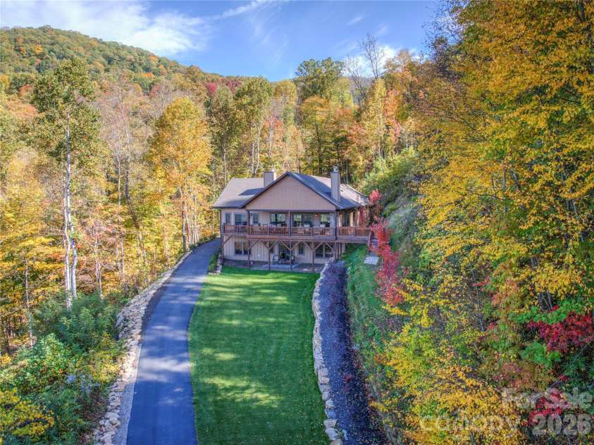 85 Fern Brook Drive, Waynesville, NC 28786.  MLS# CAR4385480, YatesRealty ID 2534. 