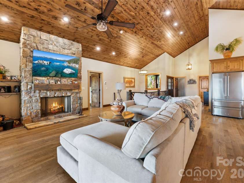 85 Fern Brook Drive, Waynesville, NC 28786.  MLS# CAR4385480, YatesRealty ID 2534. 