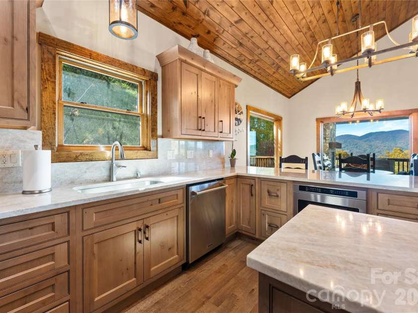 85 Fern Brook Drive, Waynesville, NC 28786.  MLS# CAR4385480, YatesRealty ID 2534. 