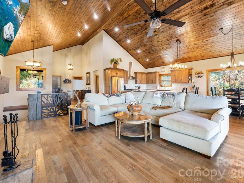 85 Fern Brook Drive, Waynesville, NC 28786.  MLS# CAR4385480, YatesRealty ID 2534. 