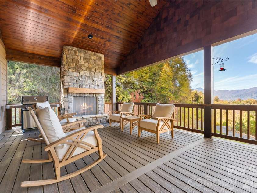 85 Fern Brook Drive, Waynesville, NC 28786.  MLS# CAR4385480, YatesRealty ID 2534. 