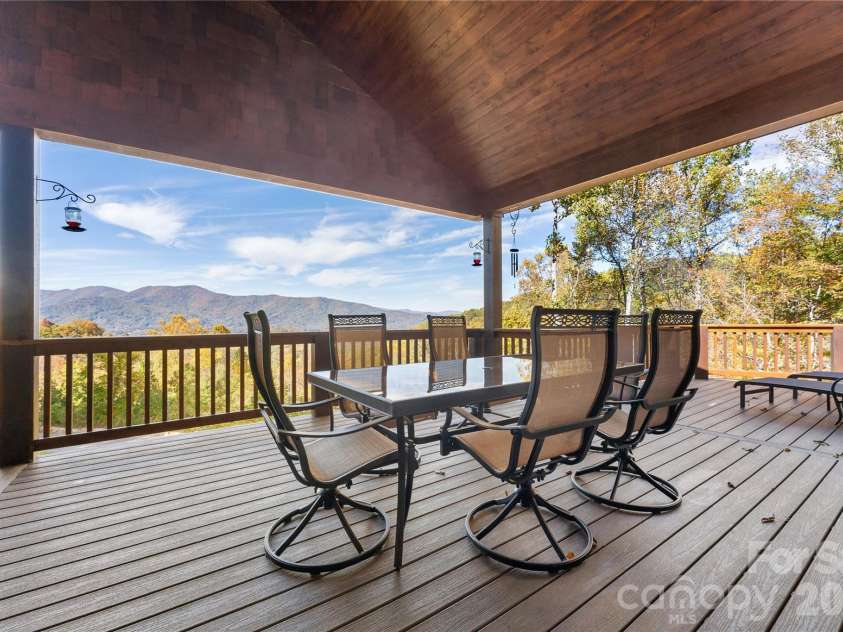85 Fern Brook Drive, Waynesville, NC 28786.  MLS# CAR4385480, YatesRealty ID 2534. 