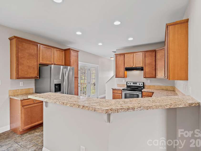 273 Green Acres Lane, Marshall, NC 28753.  MLS# CAR4367329, YatesRealty ID 25340. 