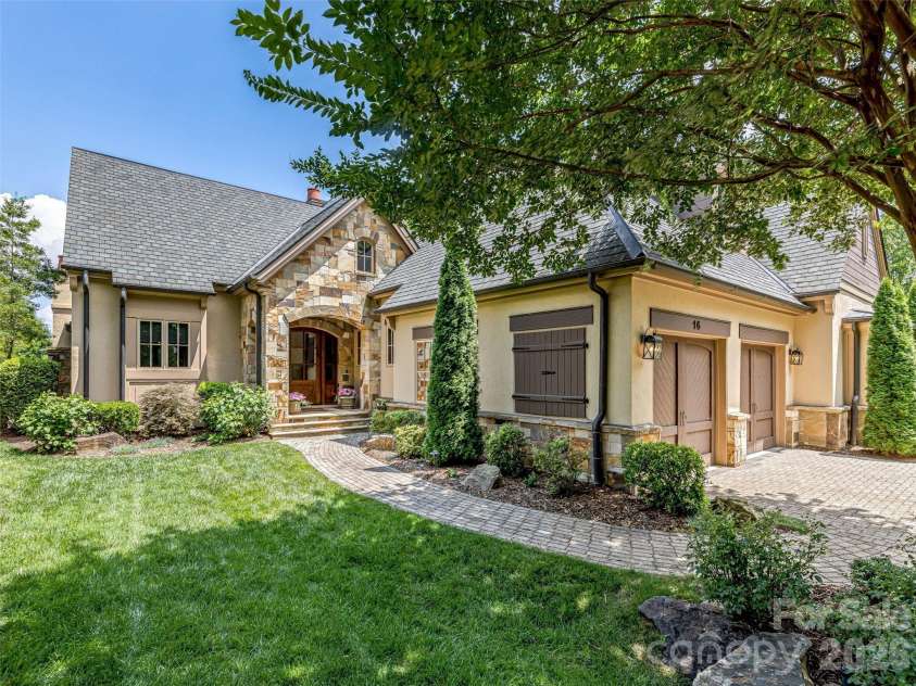 16 Windelsham Way, Arden, NC 28704.  MLS# CAR4382487, YatesRealty ID 25341. 