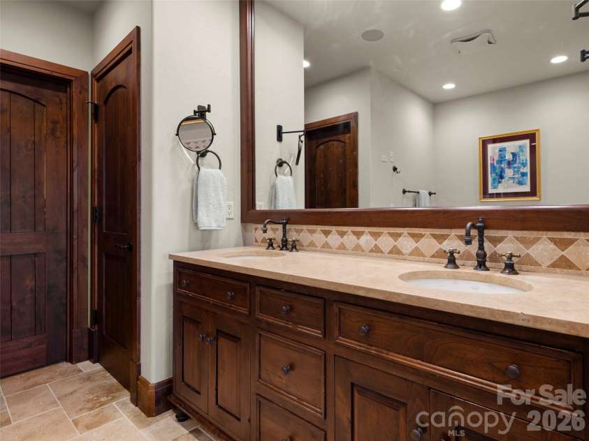 16 Windelsham Way, Arden, NC 28704.  MLS# CAR4382487, YatesRealty ID 25341. 