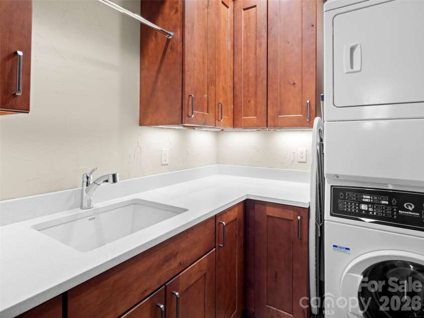 16 Windelsham Way, Arden, NC 28704.  MLS# CAR4382487, YatesRealty ID 25341. 