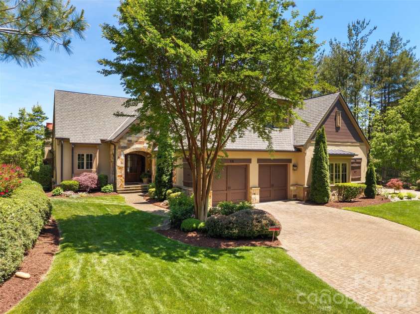 16 Windelsham Way, Arden, NC 28704.  MLS# CAR4382487, YatesRealty ID 25341. 