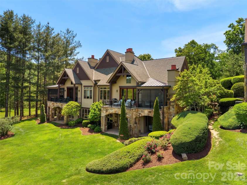 16 Windelsham Way, Arden, NC 28704.  MLS# CAR4382487, YatesRealty ID 25341. 