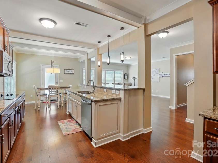 3106 Crosswind Drive, Fort Mill, SC 29707.  MLS# CAR4265768, YatesRealty ID 25341. 