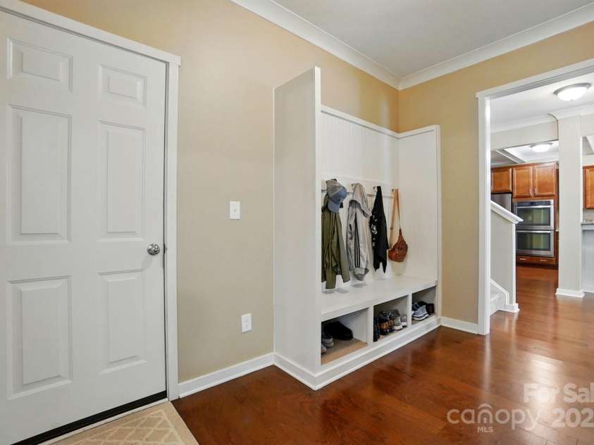 3106 Crosswind Drive, Fort Mill, SC 29707.  MLS# CAR4265768, YatesRealty ID 25341. 