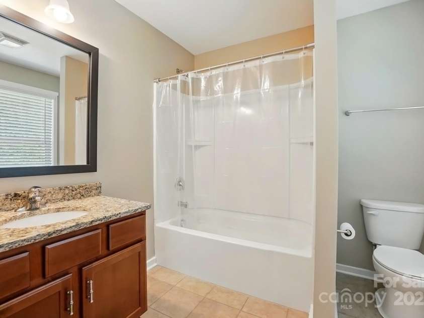 3106 Crosswind Drive, Fort Mill, SC 29707.  MLS# CAR4265768, YatesRealty ID 25341. 