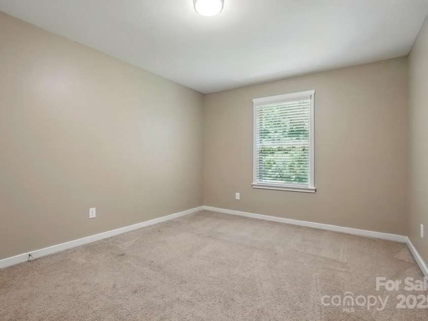 3106 Crosswind Drive, Fort Mill, SC 29707.  MLS# CAR4265768, YatesRealty ID 25341. 